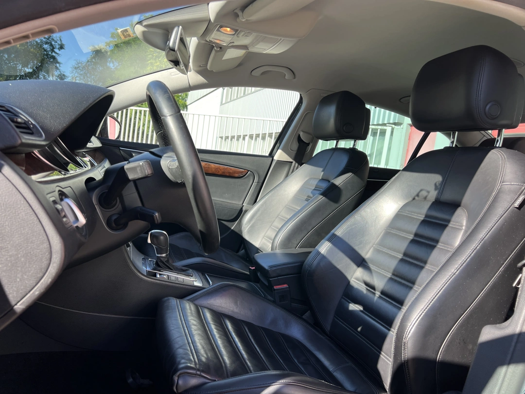 Volkswagen Passat Highline  2.0 TDI 140 ps DSG 2011