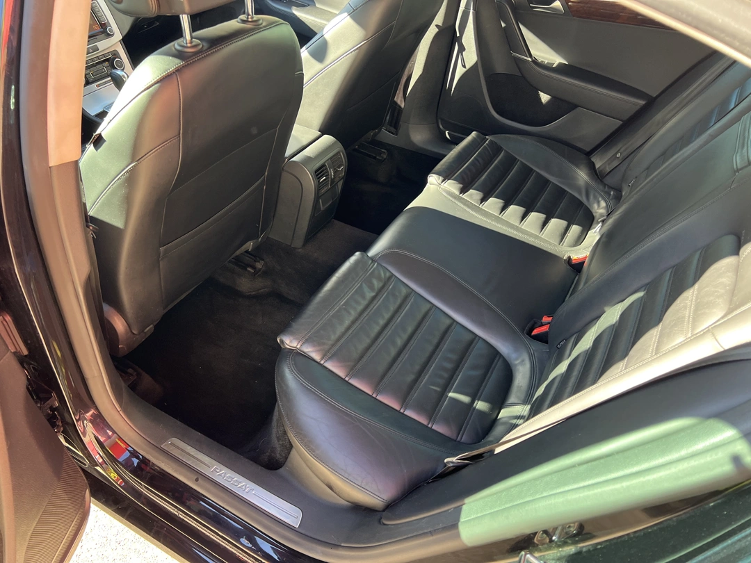 Volkswagen Passat Highline  2.0 TDI 140 ps DSG 2011