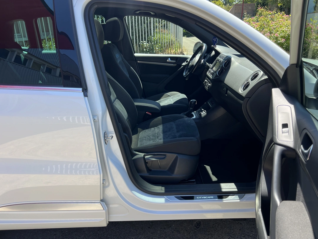 Volkswagen Tiguan R-Line 2.0 TDI 140 ps 2014