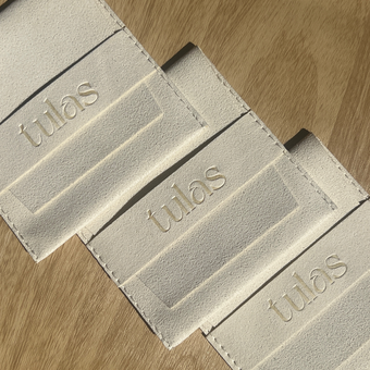 Telescopic beads spelling a hidden message