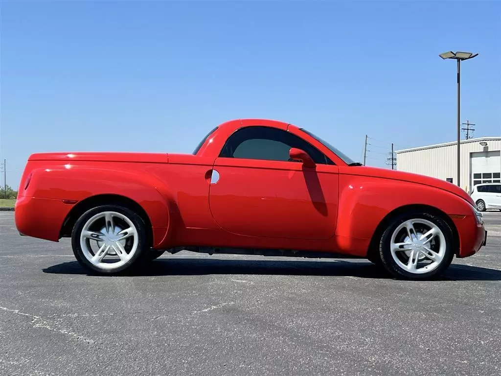 Used 2004 Chevrolet SSR LS with VIN 1GCES14P64B113894 for sale in Kirksville, MO