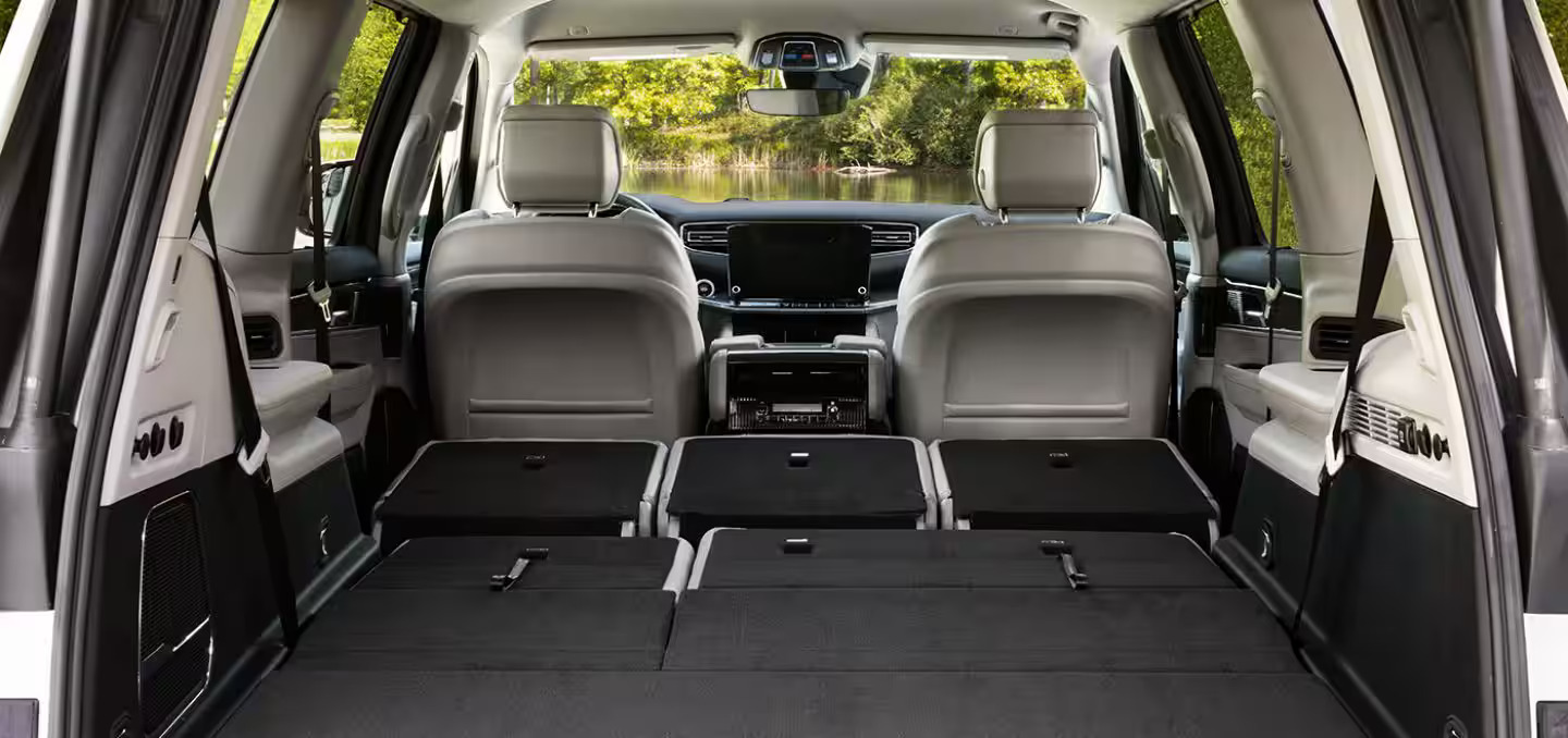 The open trunk of the jeep wagoneer.