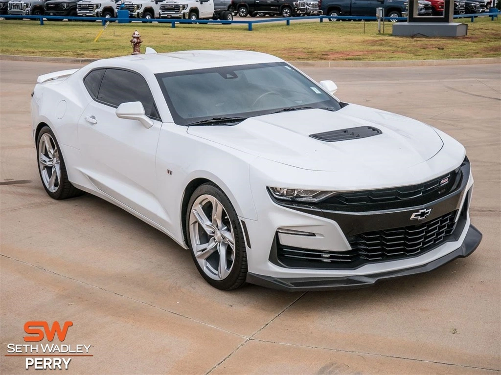 Used 2019 Chevrolet Camaro 2SS with VIN 1G1FH1R71K0105909 for sale in Perry, OK