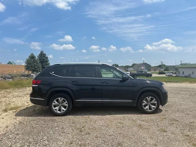 Used 2019 Volkswagen Atlas SEL with VIN 1V2MR2CA9KC557416 for sale in Stoughton, WI