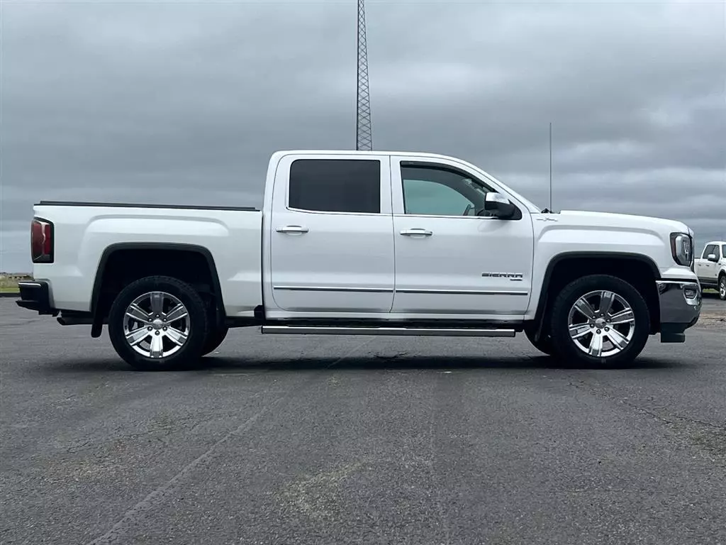 Used 2018 GMC Sierra 1500 SLT with VIN 3GTU2NERXJG296920 for sale in Kirksville, MO