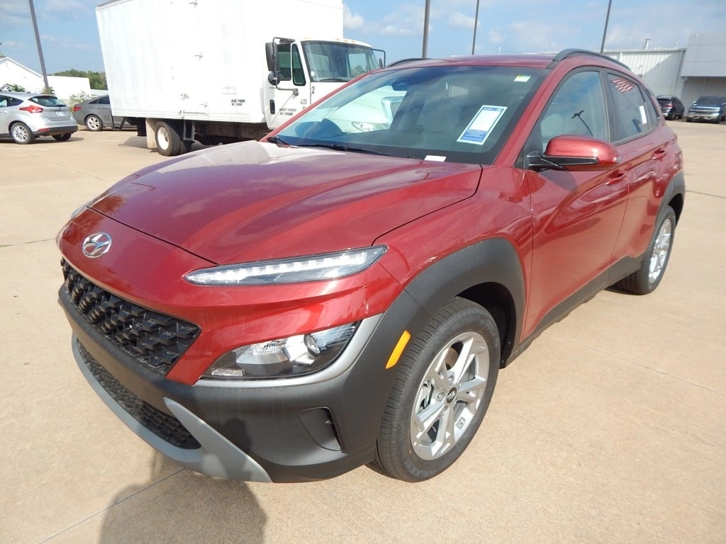 Used 2023 Hyundai Kona SEL with VIN KM8K6CAB9PU061760 for sale in Norman, OK