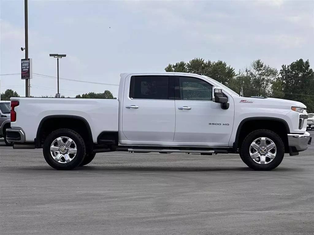 Used 2023 Chevrolet Silverado 3500HD LTZ with VIN 2GC4YUEY0P1708621 for sale in Kirksville, MO