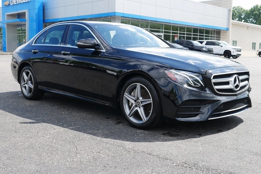 Used 2019 Mercedes-Benz E-Class E300 with VIN WDDZF4KBXKA691956 for sale in Atwater, OH