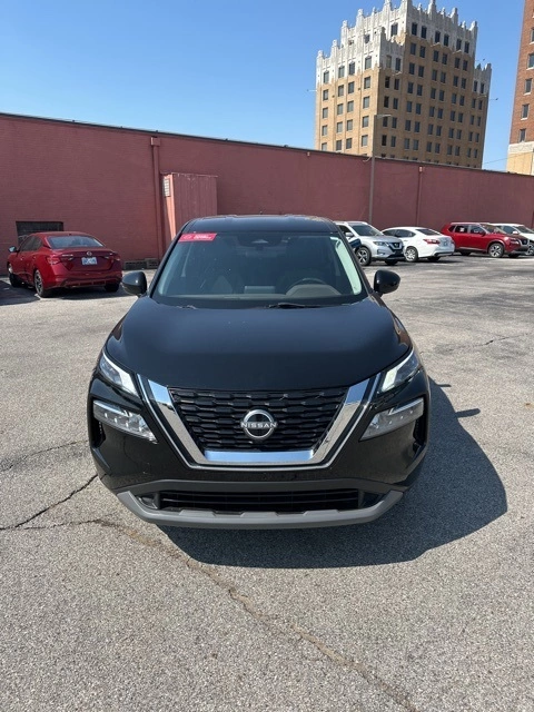 Used 2022 Nissan Rogue SV with VIN 5N1BT3BA1NC675106 for sale in Enid, OK