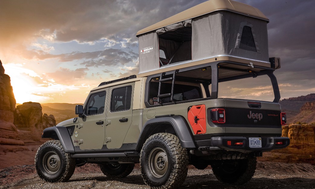 Jeep Wayout Overland Concept with Rooftop Tent