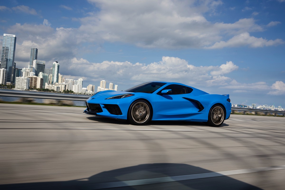 What’s the difference between the 2024 Chevy Corvette Stingray & Z06?