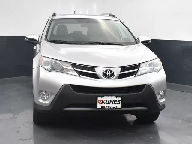 Used 2013 Toyota RAV4 Limited with VIN 2T3DFREV3DW093882 for sale in Woodstock, IL