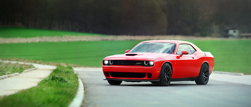 Red Dodge Challenger SXT