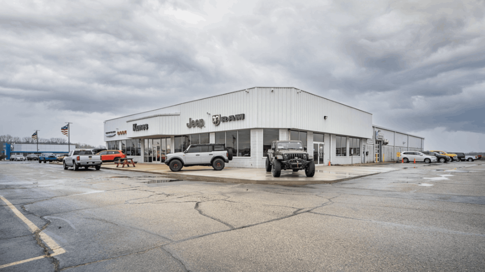 Kunes Chrysler Jeep Dodge RAM of Elkhorn-exterior