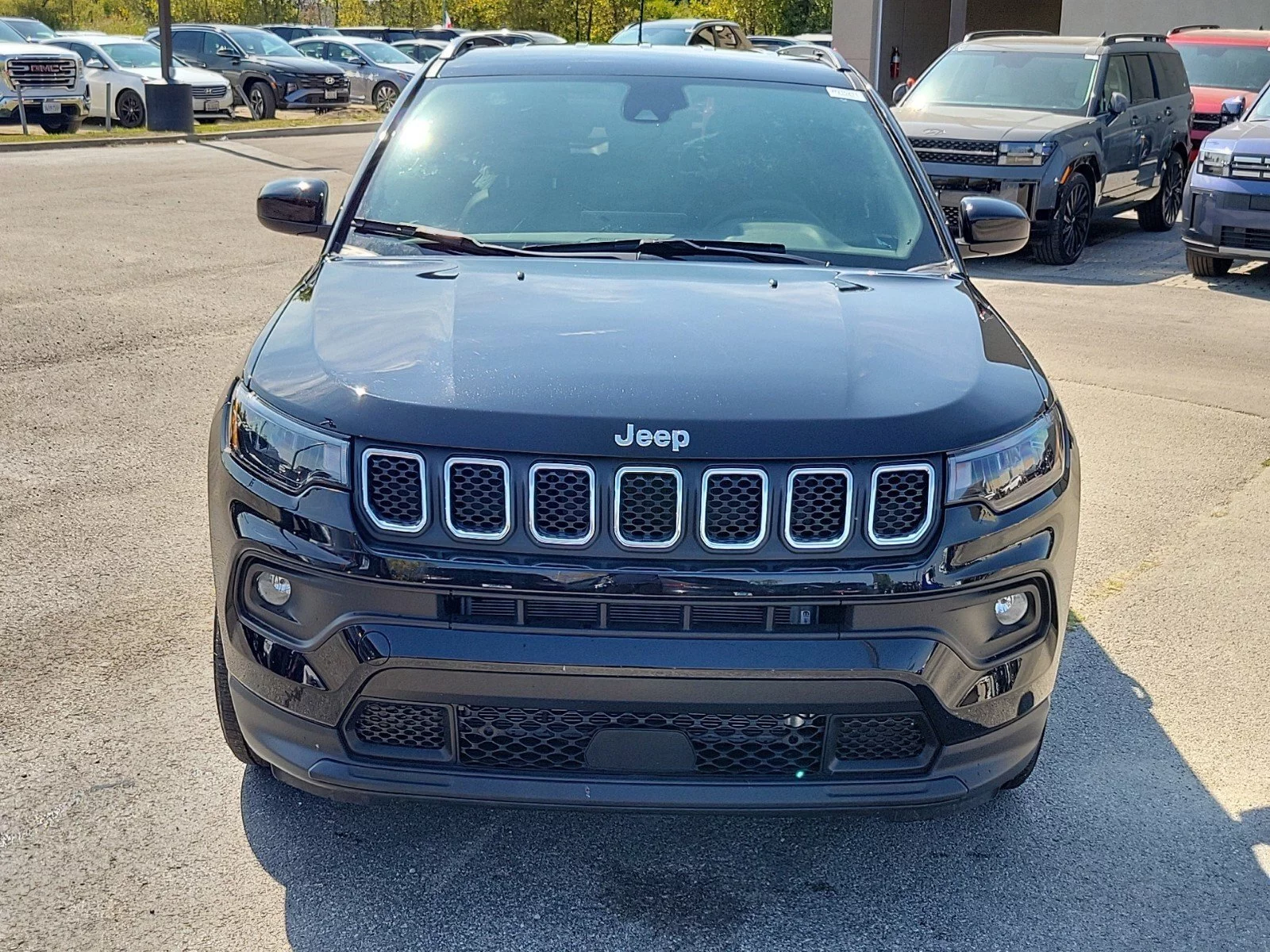 Used 2024 Jeep Compass Latitude with VIN 3C4NJDBN8RT605368 for sale in Matteson, IL