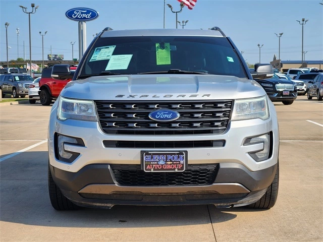 Used 2017 Ford Explorer XLT with VIN 1FM5K7D82HGC31327 for sale in Gainesville, TX