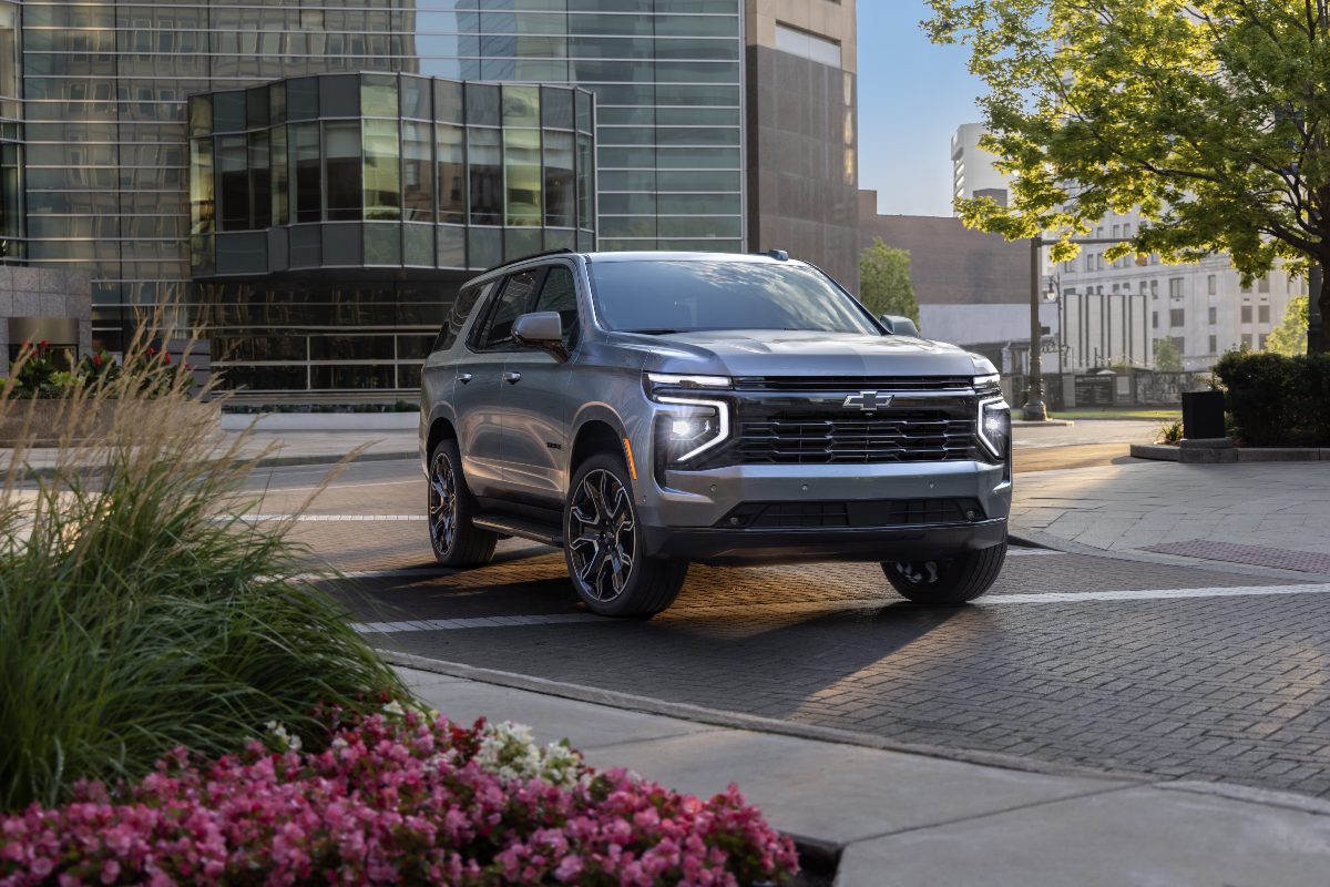 2025 Chevrolet Tahoe RST Exterior Passenger Side Front Angle