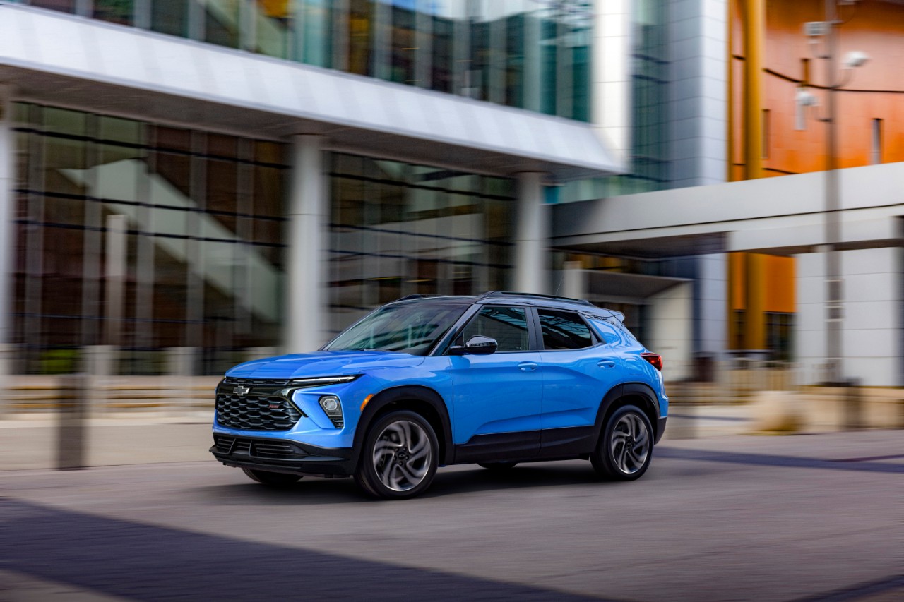 an electric blue chevy crossover