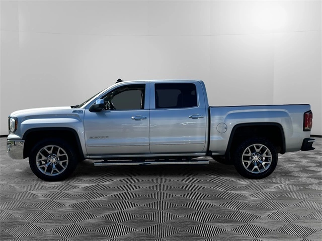 Used 2018 GMC Sierra 1500 SLT with VIN 3GTU2NEC1JG361164 for sale in Exeter, NH