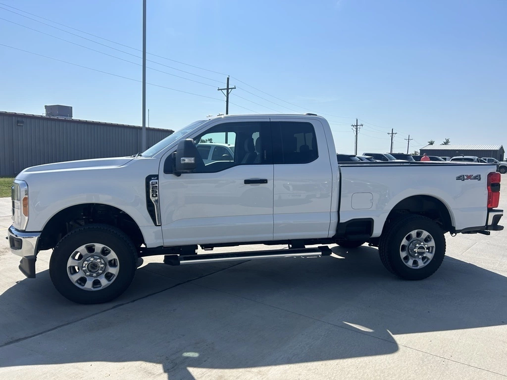 Used 2023 Ford F-250 Super Duty XLT with VIN 1FT8X2BN3PEE11537 for sale in Clay Center, KS