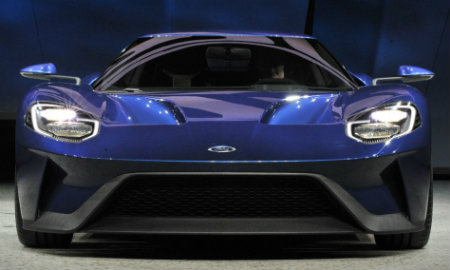 Ford GT blue front