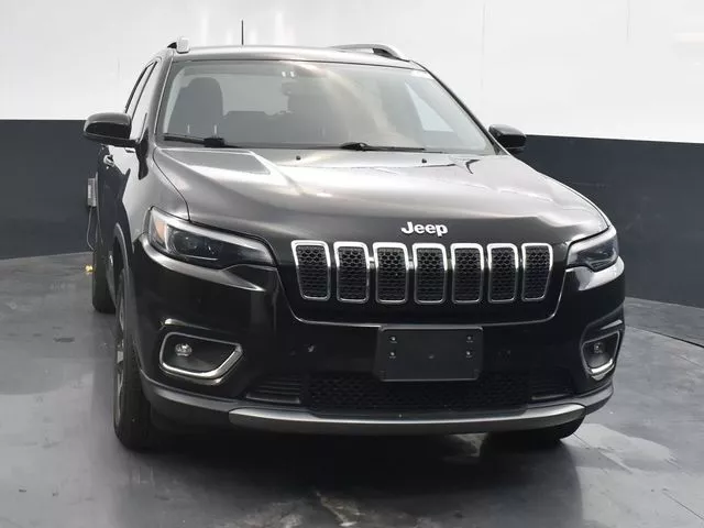 Used 2019 Jeep Cherokee Limited with VIN 1C4PJMDX1KD391312 for sale in Sycamore, IL