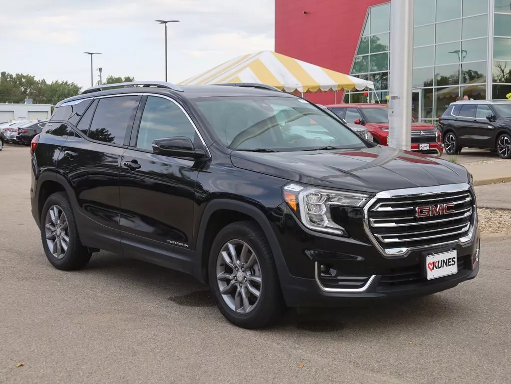 Used 2023 GMC Terrain SLT with VIN 3GKALVEG4PL135515 for sale in Madison, WI