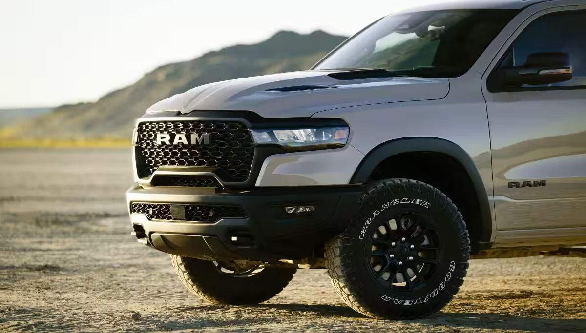 A ram 1500 parked in the desert.