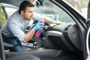 cleaning the interior of your car_b