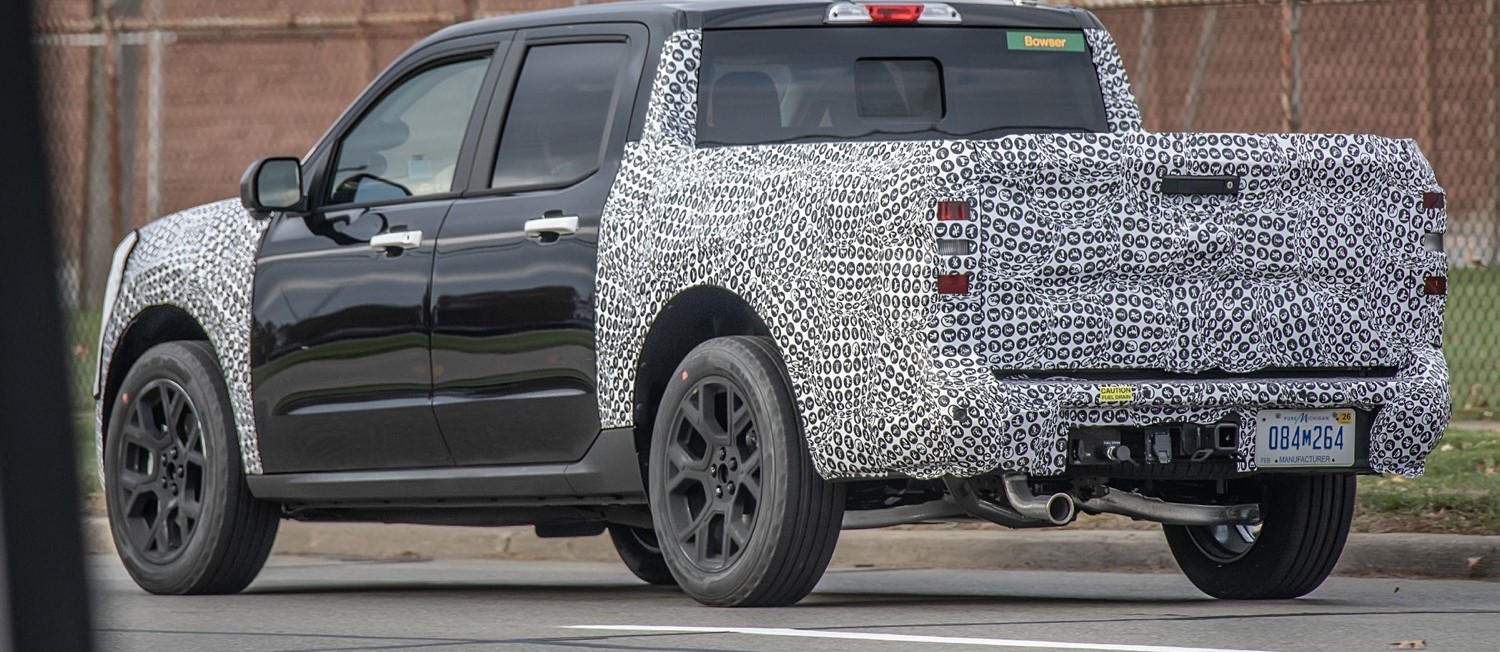 2025 black Ford Maverick prototype