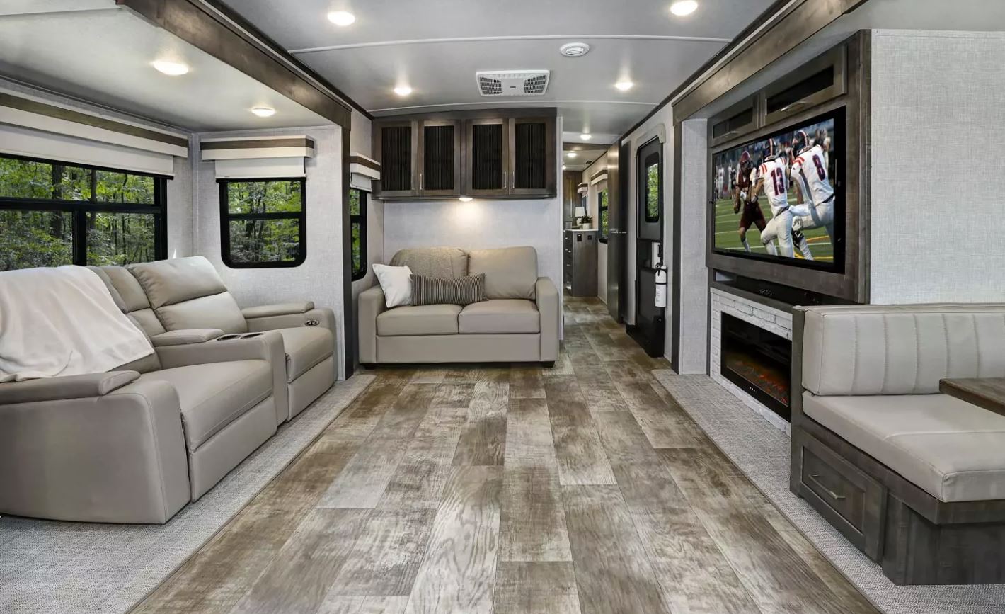 Rockwood Signature Travel Trailer 8332SB living room