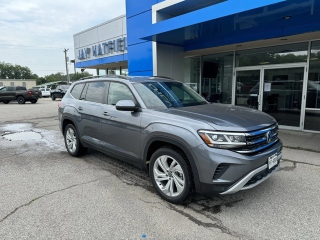 Used 2021 Volkswagen Atlas SE w/Tech with VIN 1V2WR2CA3MC585434 for sale in Sarcoxie, MO