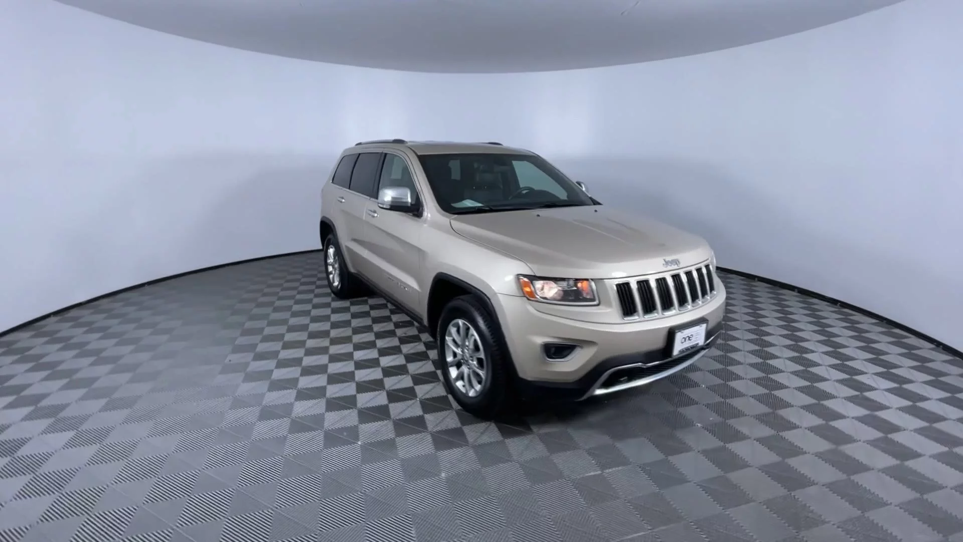 Used 2014 Jeep Grand Cherokee Limited with VIN 1C4RJFBG4EC163967 for sale in Littleton, CO