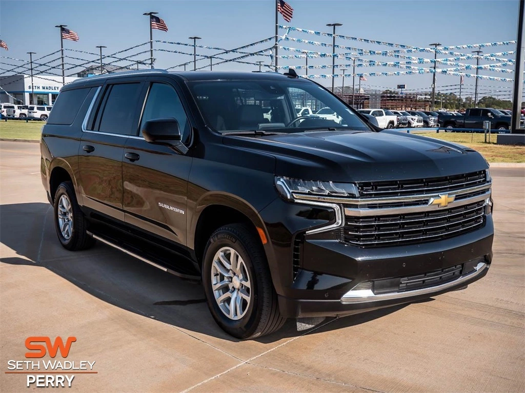 Used 2023 Chevrolet Suburban LT with VIN 1GNSKCKD7PR345561 for sale in Perry, OK