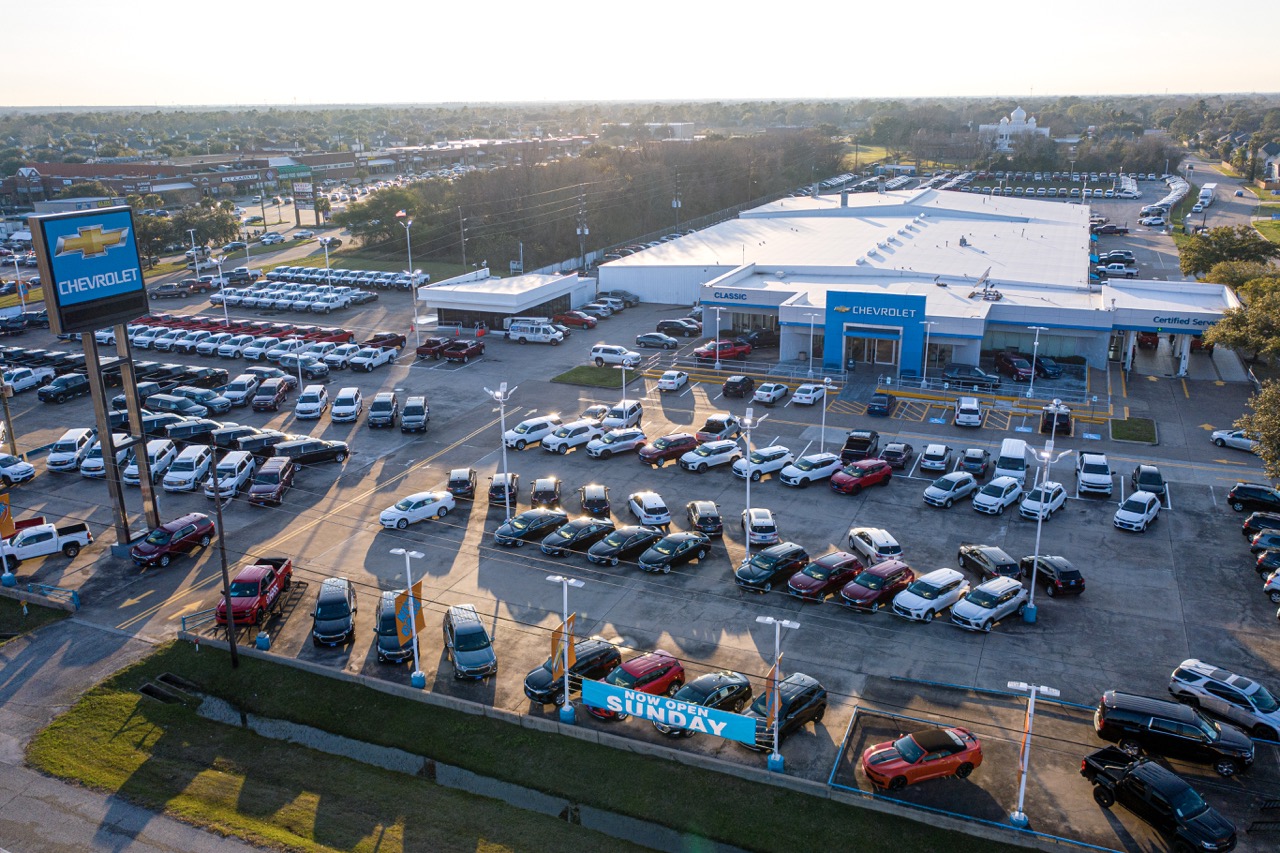 Classic ELITE Chevrolet Houston New & Used Chevy Dealership Top