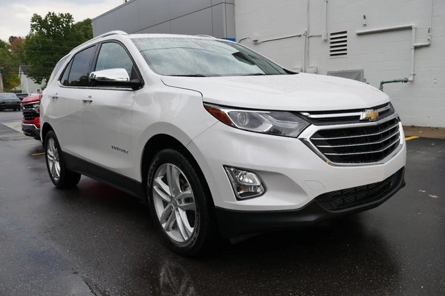 Used 2021 Chevrolet Equinox Premier with VIN 3GNAXXEV1MS170192 for sale in Garrettsville, OH