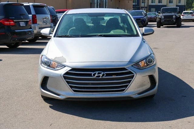 Used 2018 Hyundai Elantra SEL with VIN 5NPD84LF0JH268438 for sale in Bartlesville, OK