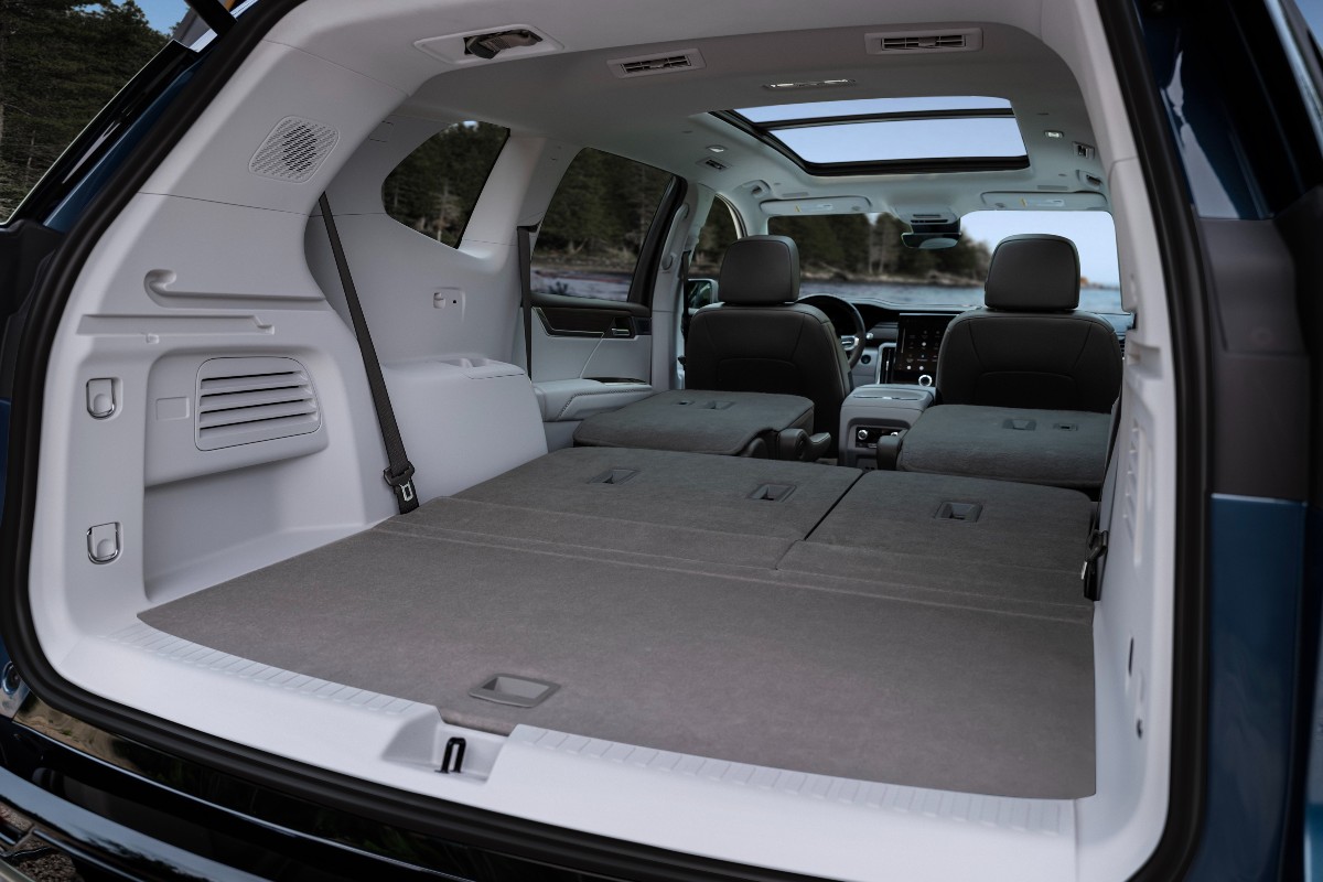 2024 GMC Acadia Interior Cabin Cargo Area with Seats Folded