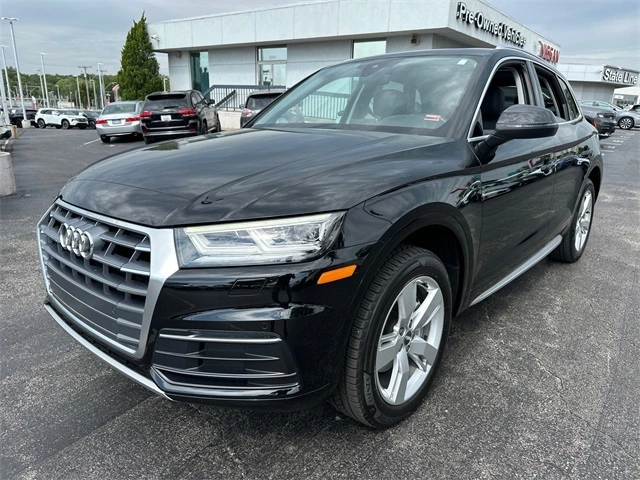 Used 2018 Audi Q5 Premium Plus with VIN WA1BNAFY5J2206119 for sale in Kansas City, MO