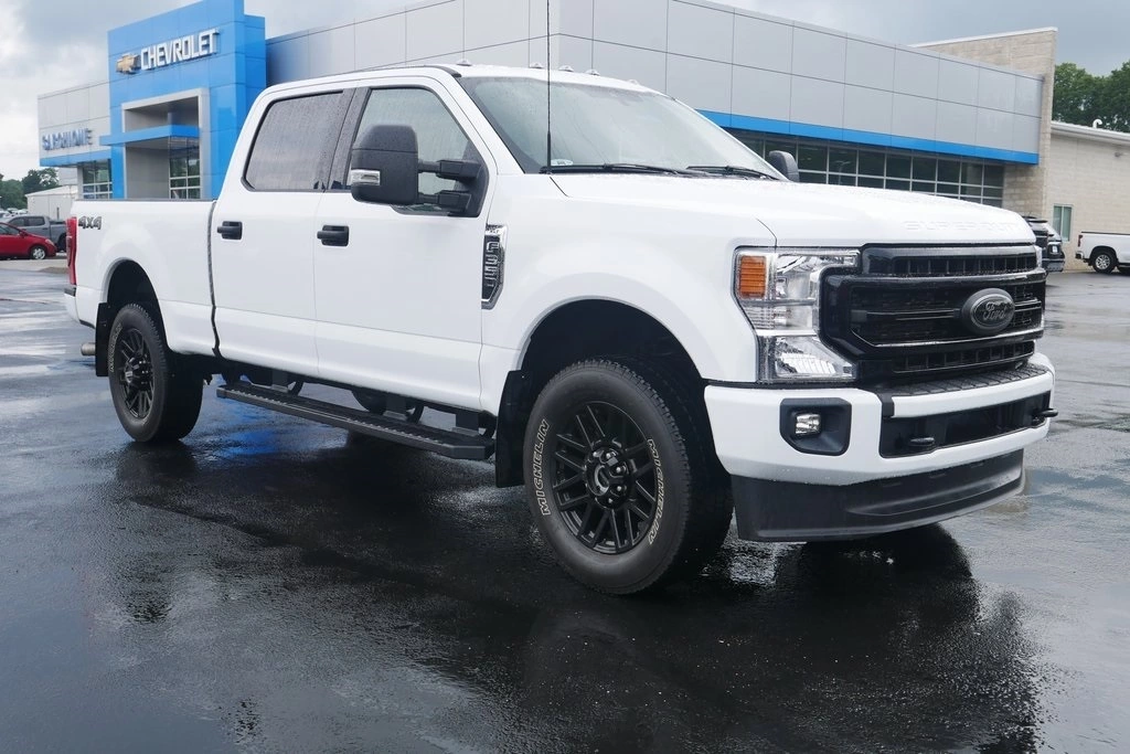 Used 2022 Ford F-350 Super Duty XLT with VIN 1FT8W3BN9NEC58636 for sale in Atwater, OH