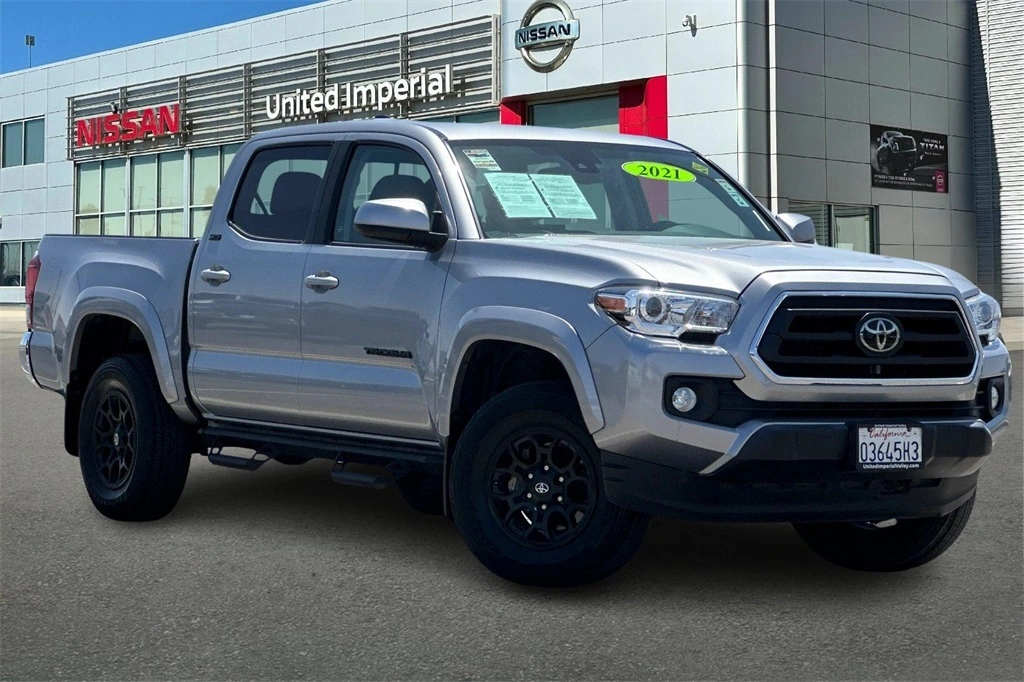 Used 2021 Toyota Tacoma SR5 with VIN 3TMAZ5CN6MM156562 for sale in Imperial, CA