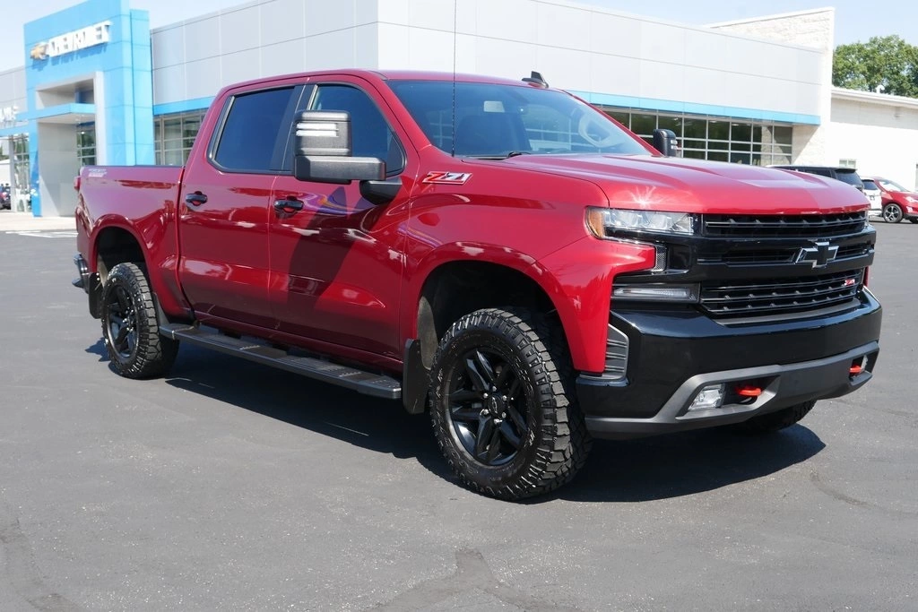 Used 2020 Chevrolet Silverado 1500 LT Trail Boss with VIN 3GCPYFED7LG196766 for sale in Atwater, OH