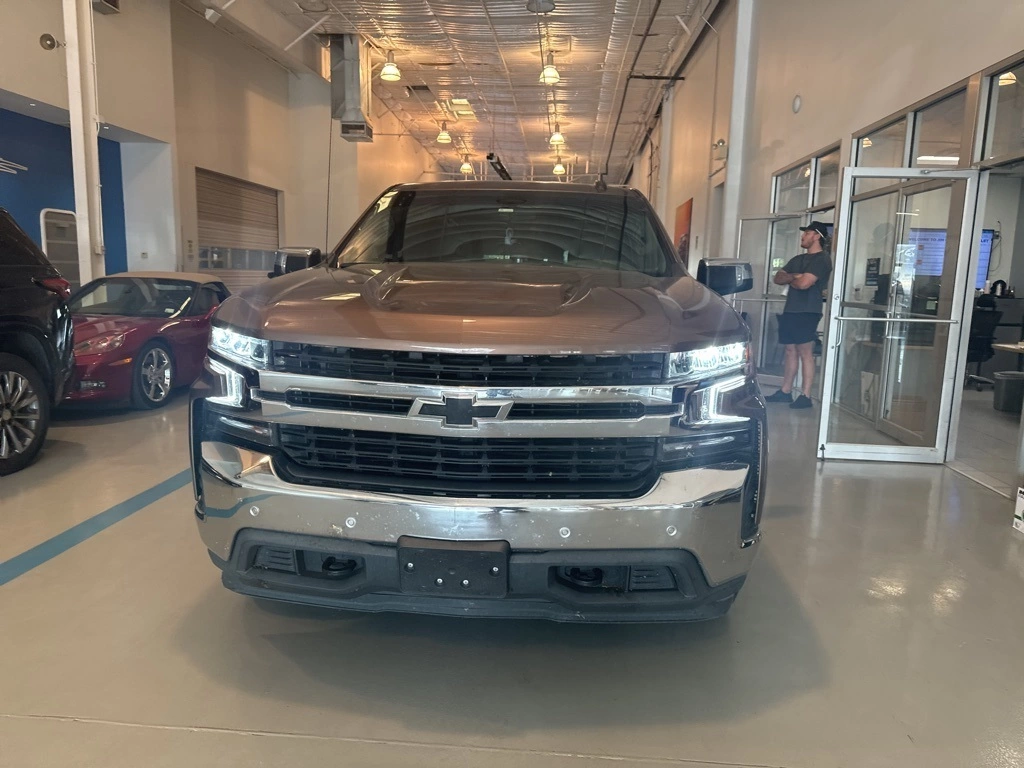 Used 2019 Chevrolet Silverado 1500 LT with VIN 3GCPWCED0KG243736 for sale in Tulsa, OK