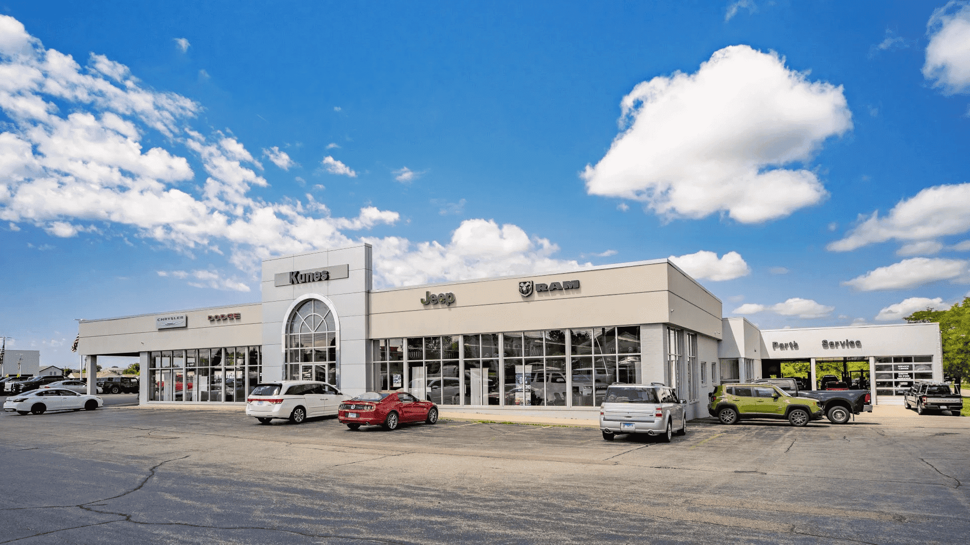 Kunes Chrysler Jeep Dodge RAM of Sycamore-exterior