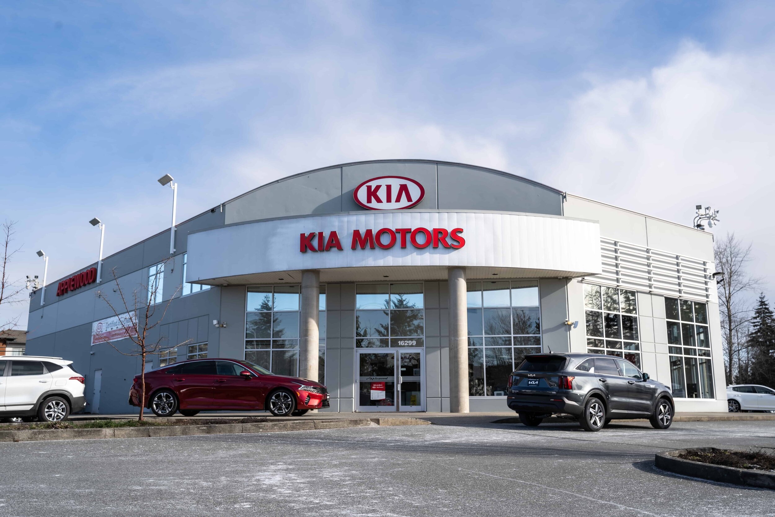 Applewood Kia Surrey-exterior