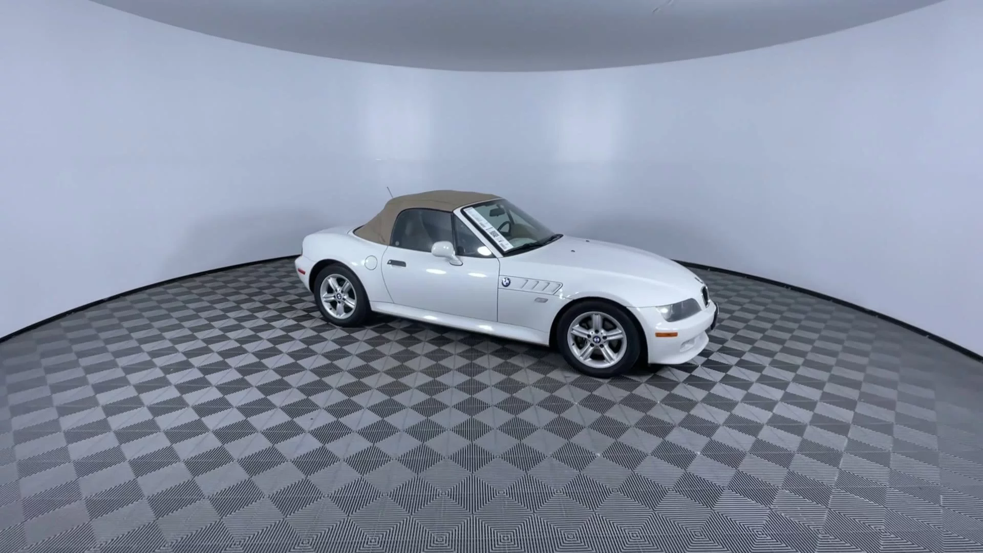 Used 2000 BMW Z3 Base with VIN WBACH9349YLG18114 for sale in Littleton, CO