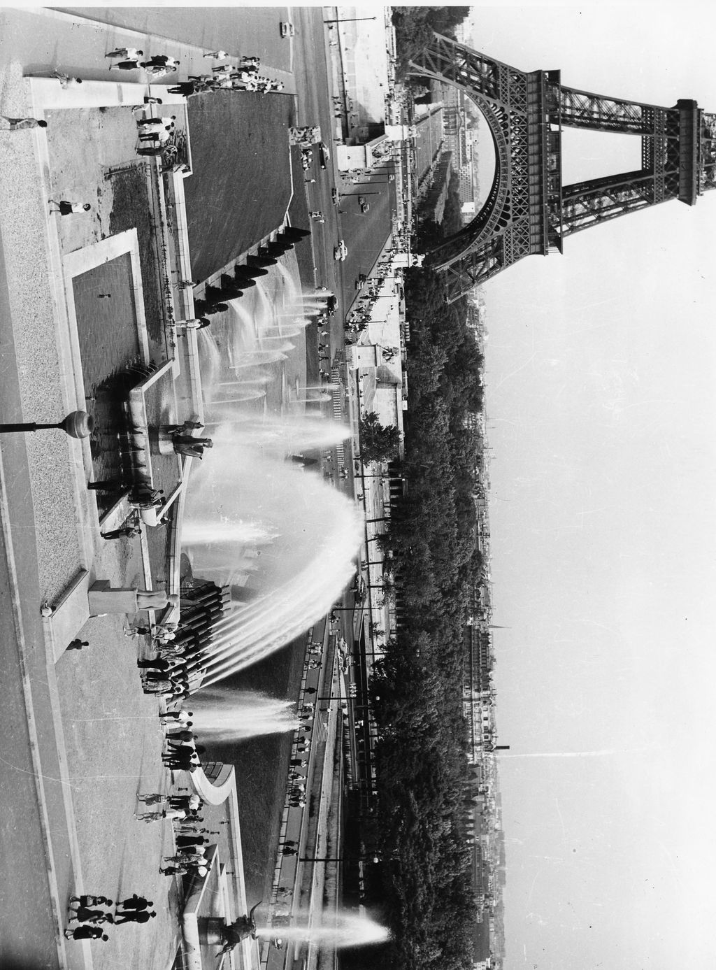 Victoria Gardens Water Feature Commissioned - California Waters