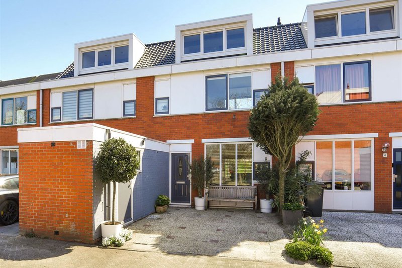 Alle woningmarkt data Kruidenhof in Diemen — Walterliving.com