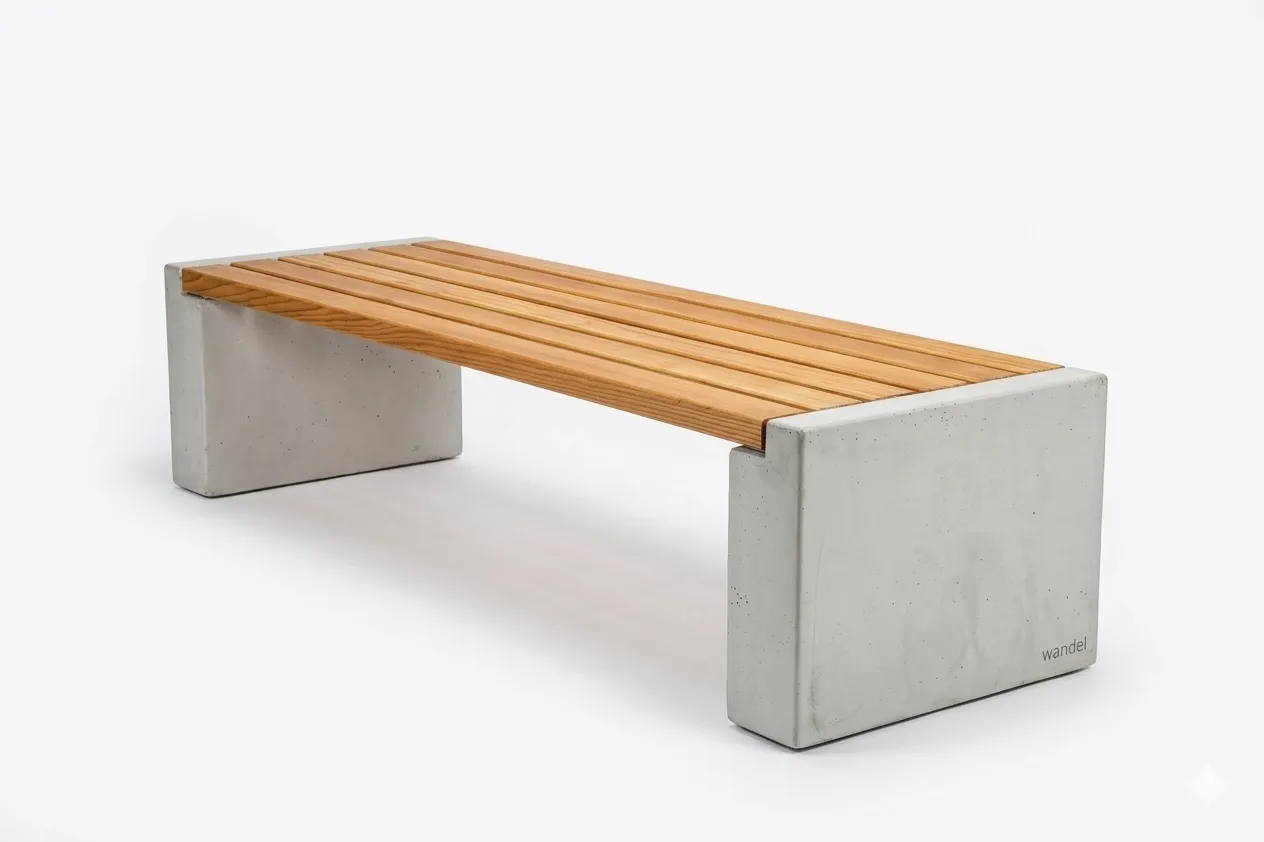 Sitzbank Primus XL mit extra tiefer Sitzfläche mit Betonfüßen und Holzauflage