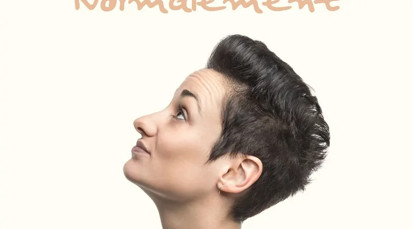 Caroline Estremo dans Normalement